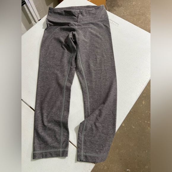 lululemon athletica Kids Charcoal Leggings - Picture 1 of 4